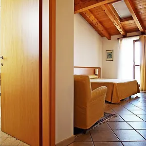 Hotel Nave, Masi